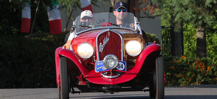 The couple Vesco-Vesco triumphs with a 1935 fiat 508 s