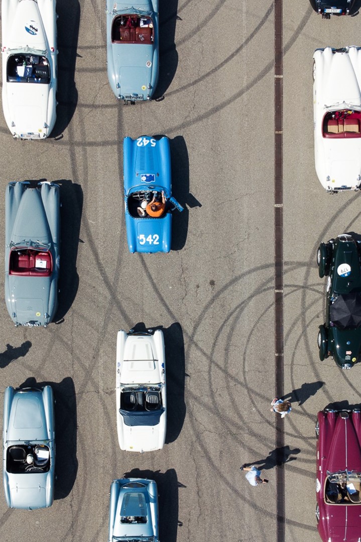 C.S.8 - La 34esima edizione dell’evento per celebrare il mantovano Volante che ha fatto  la storia dell’automobilismo è ai blocchi di partenza 300 equipaggi da tutto il mondo e 85 vetture anteguerra
